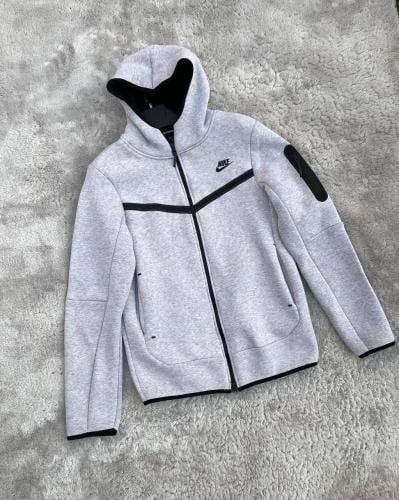 Nike tech Hoodi