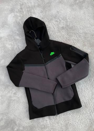 Nike tech Hoodi