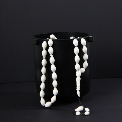 A white ivory bone with a hint of yellow