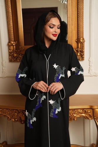 عباية اسود كريب ايطالي راقي مع تطريز يدوي بألوان م...
