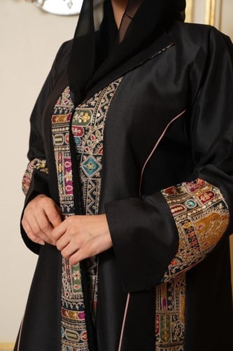 عباية بليزر تراثية لجميع المناسبات تفتة ايطالي راق...
