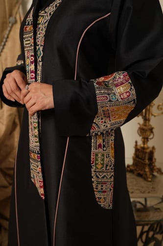 عباية بليزر تراثية لجميع المناسبات تفتة ايطالي راق...