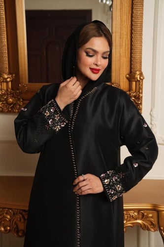 عباية اسود تفتك فرنسي راقي مع تطريز يدوي باللون ال...