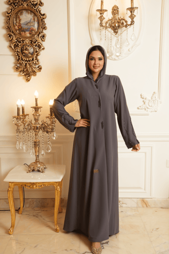 عباية رمادي غامق كريب حرير بخرز رمادي فضي على كامل...