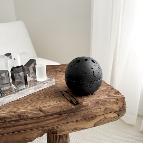 Round incense holder black