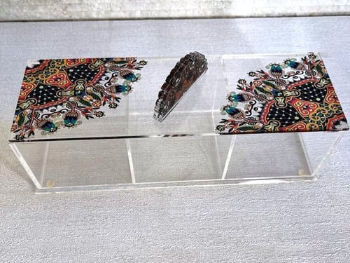 بوكس أكريليك نقش شرقي _ صغير