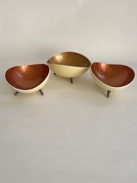 طبق عاج صغير