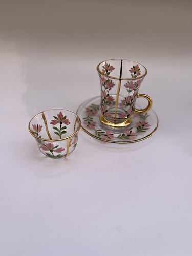 6 بيالة شاي صحن زجاج وردي _رسم باليد