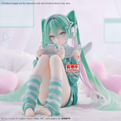 Hatsune Miku Holiday Memories Figure - Hatsune Mik...