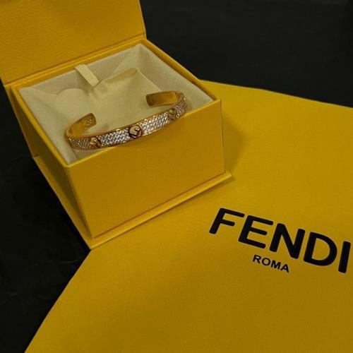 A bracelet from Fendi, high-quality imitation bran...