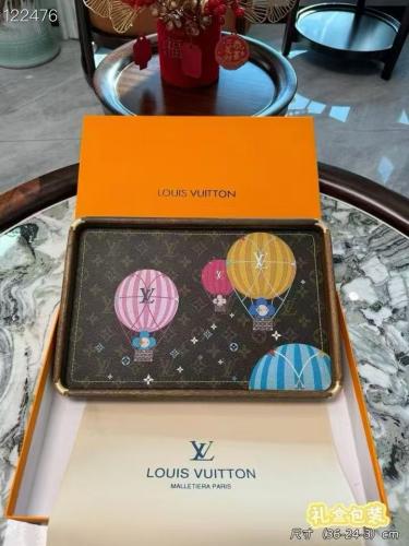 Various trays from Louis Vuitton brand, high-quality imitation