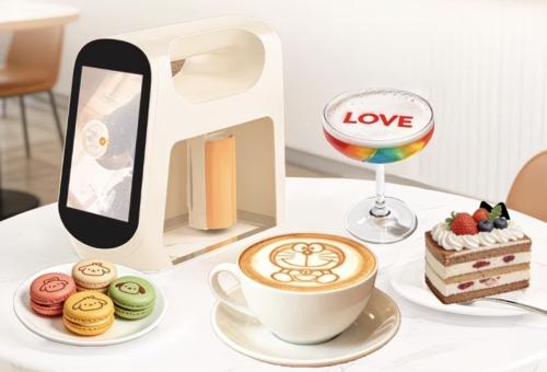 طابعة طعام ذكية من ماركة EVEBOT