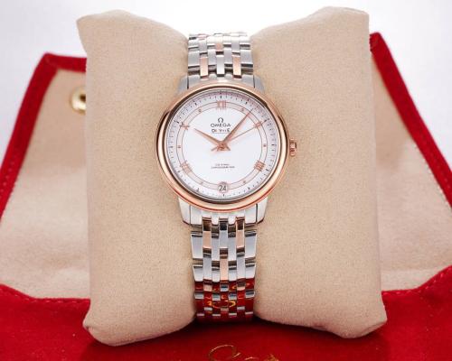 ساعة أوميغا تقليد أعلى جودة