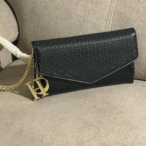 CH- black