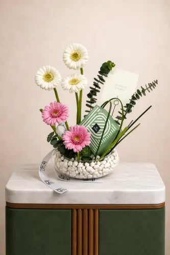 ورد مع شوكلت ايلفيريا