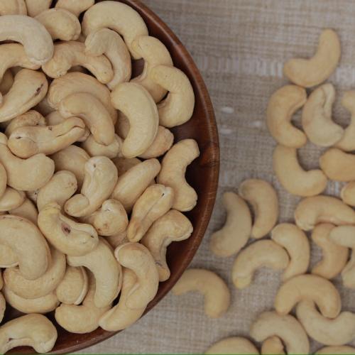 كاجو خام جامبو