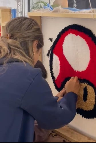 ورشة مسدس النسيج