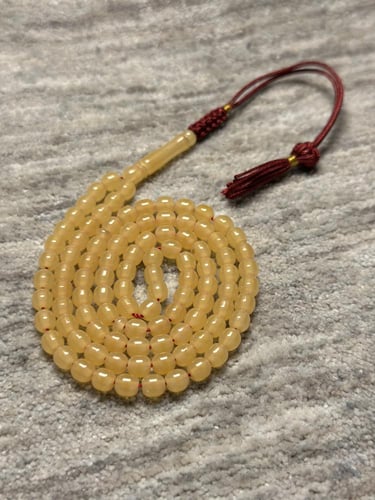 مستكة ألماني لون بيج فاتح