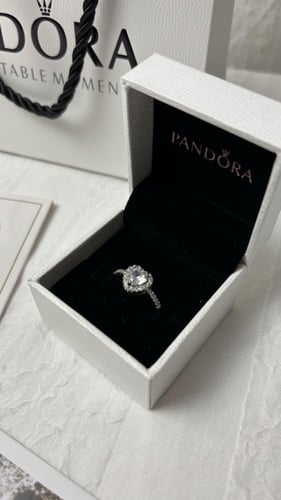 خاتم باندورا