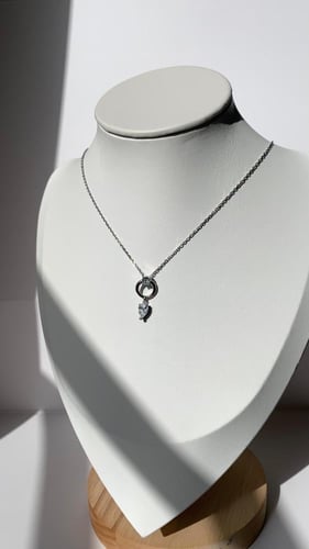 باقة ورد مع اكسسوار سوارفسكي