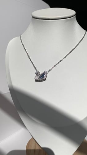 اكسسوار مع ورد