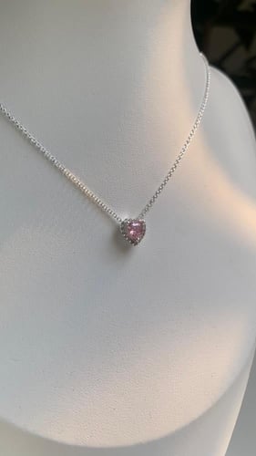 اكسسوار مع ورد مع كيكه