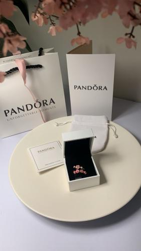 خاتم باندورا