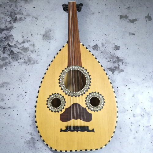 عود موسيقي - اباضه عزوز 2029