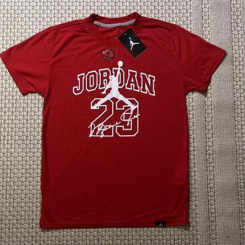 تشيرت جوردان