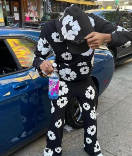 طقم هودي اسود