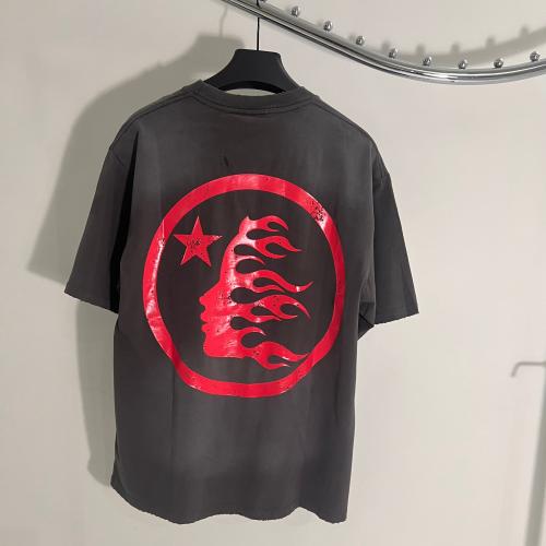 T-shirt hellstar
