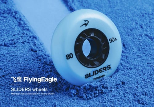 كفرات زرقاء سلايدرز 2025 فلاينق ايقل - FLYING EAGL...