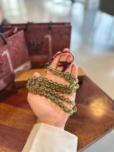 سبحه زعفراني اخضر فاتح تفصال