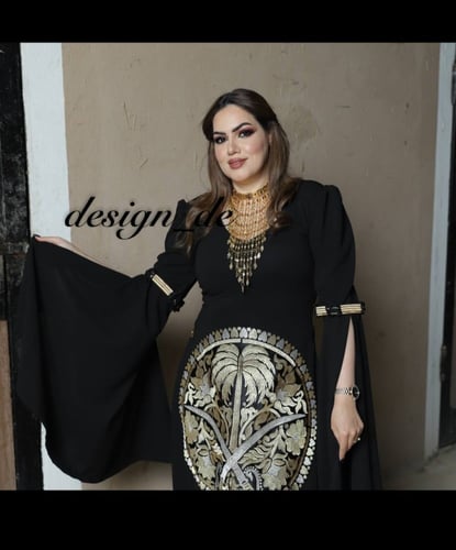 فستان سفرة الملك سعود - الاعلامية إيمان الرجب