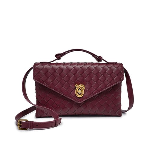 حقيبة يد نسائية