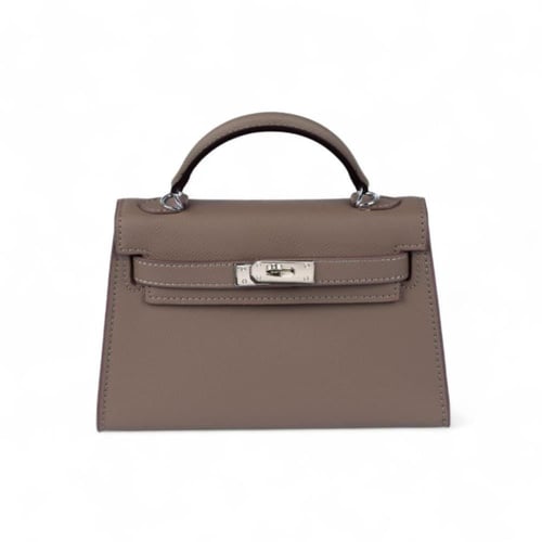 حقيبه يد بألوان أنيقة من فور باج