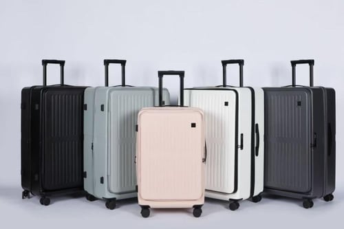 طقم سفر 3 قطع مصنوعه من فليجر بفتحة أمامية