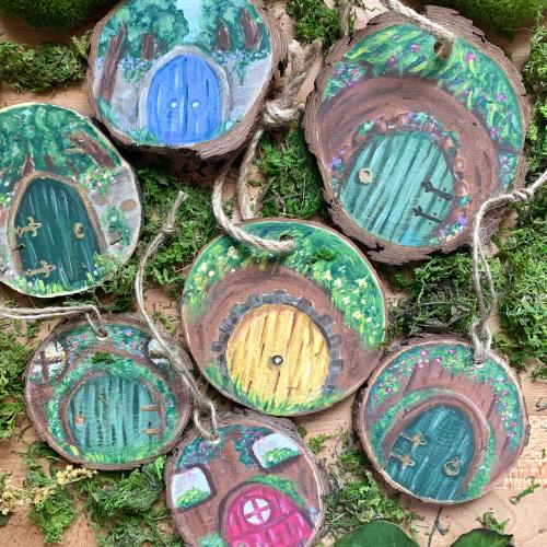 تعليقه ابواب الغابة السحرية