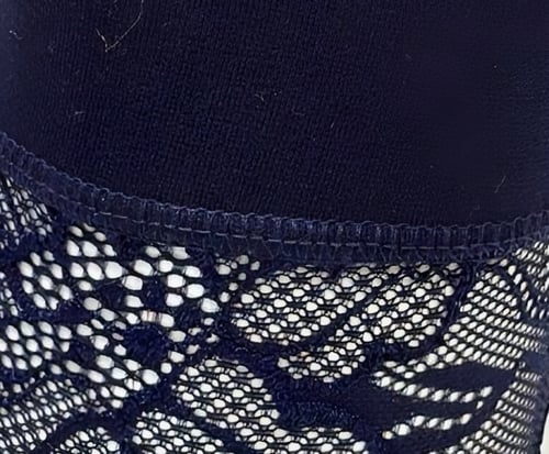 برمودا بناتي دانتيل ناعم بعده الوانها – راحة وأناق...