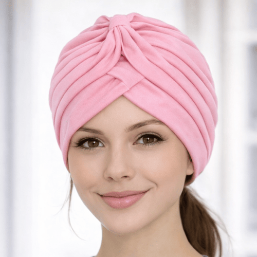 قبعة عاملات منزليه بعده الوان