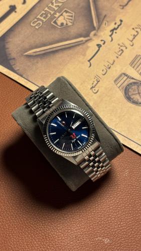 ( RADO ( purple horse