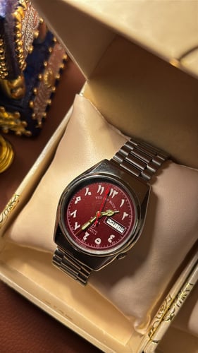 West end | red