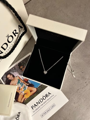Pandora white necklace
