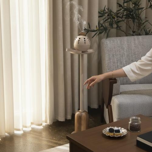 مبخرة بقاعدة طويلة بخشب هندي 93 سم