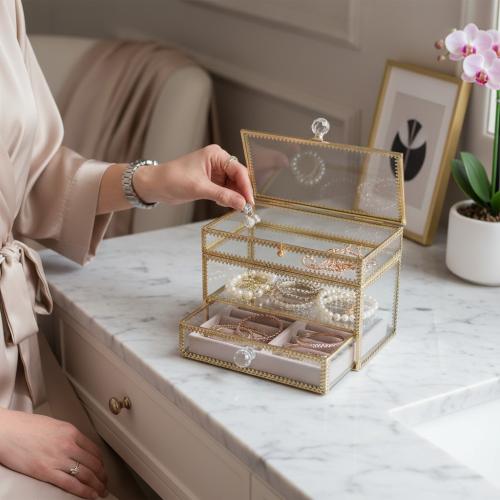 صندوق اكسسوارات