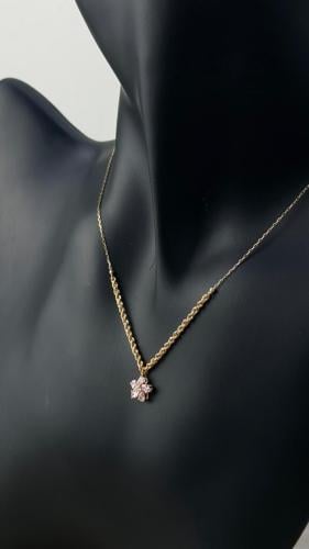 عقد مبروم وردة