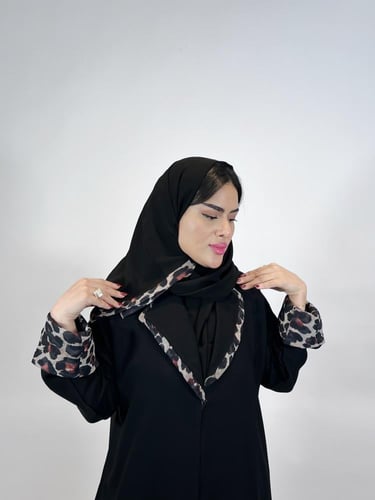 عبايه كلوش على قلاب تايجر ×اسود انترنت-136
