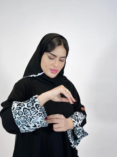 عبايه كلوش انترنت على تايجر اسود-134