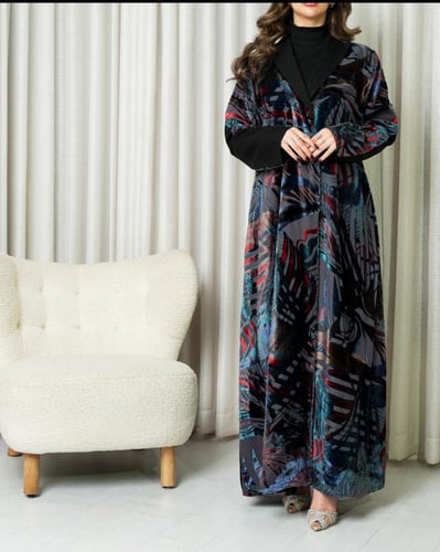 عبايه نص كلوش الامام مبطن بشيفون مخمل_910