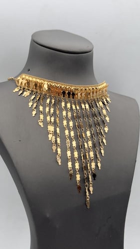 مخنق / مزنط ذهب عيار 21